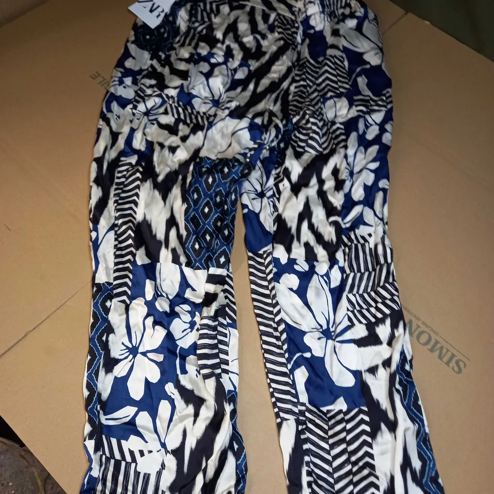 ZARA PATTERNED THE CORI PANTS - LARGE