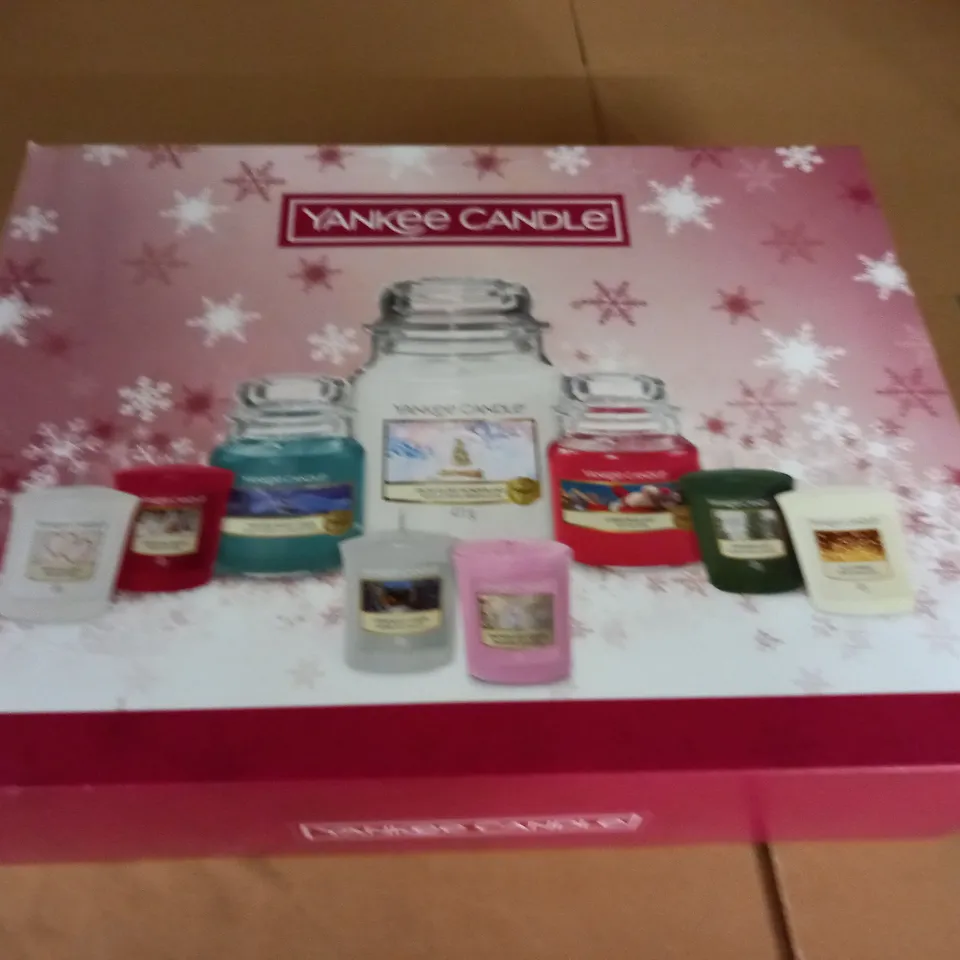 BOXED YANKEE CANDLE GIFT SET