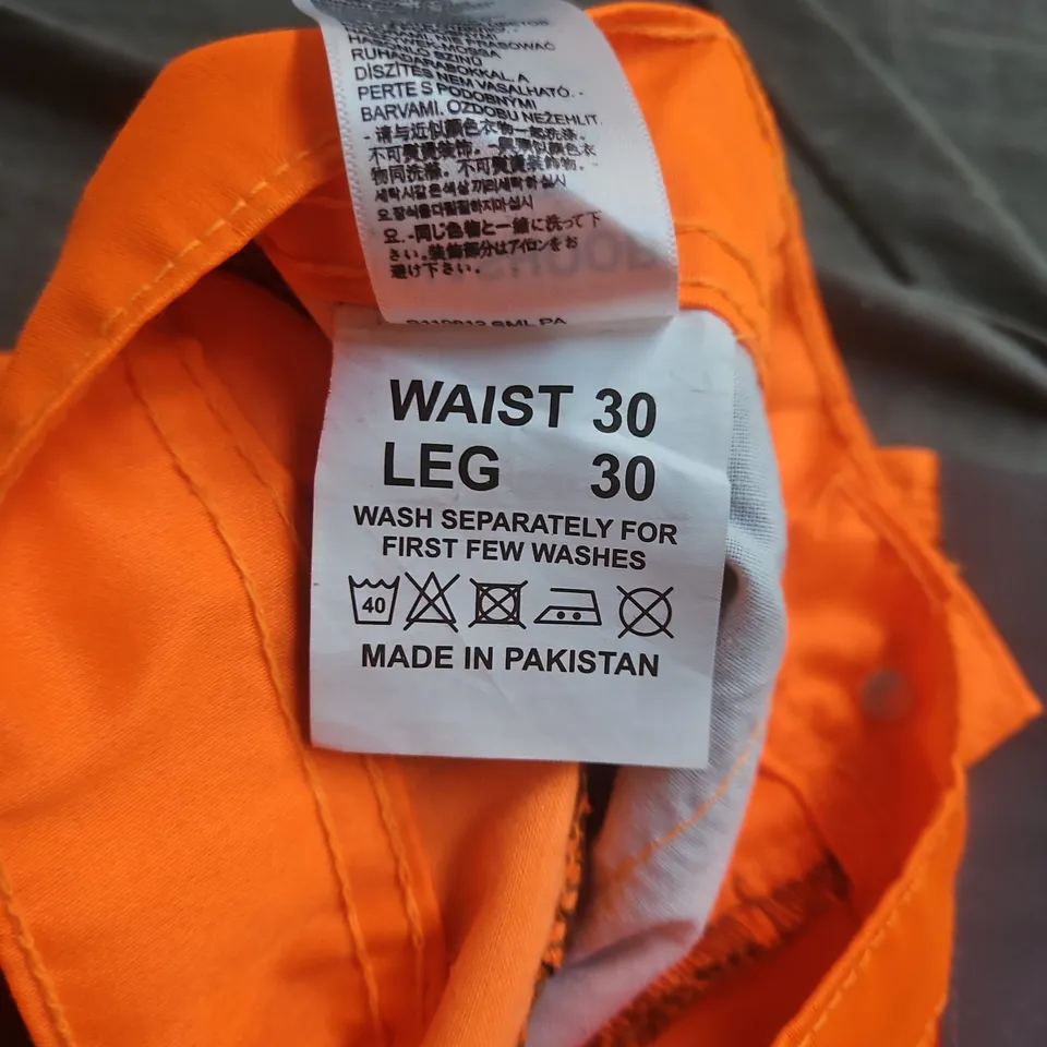 HI-VISIBILITY ORANGE WORK TROUSERS WITH REFLECTIVE STRIPS – WAIST 30, LEG 30