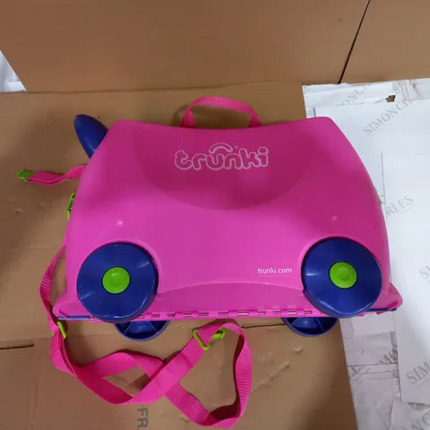 TRUNKI PLASTIC PINK KIDS SUITCASE