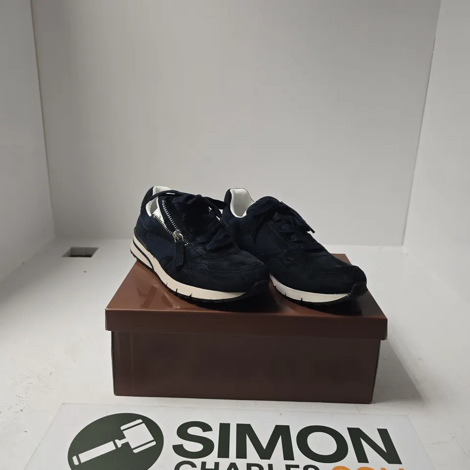 BOXED PAIR OF GABOR LOW TOP TRAINERS SIZE 5