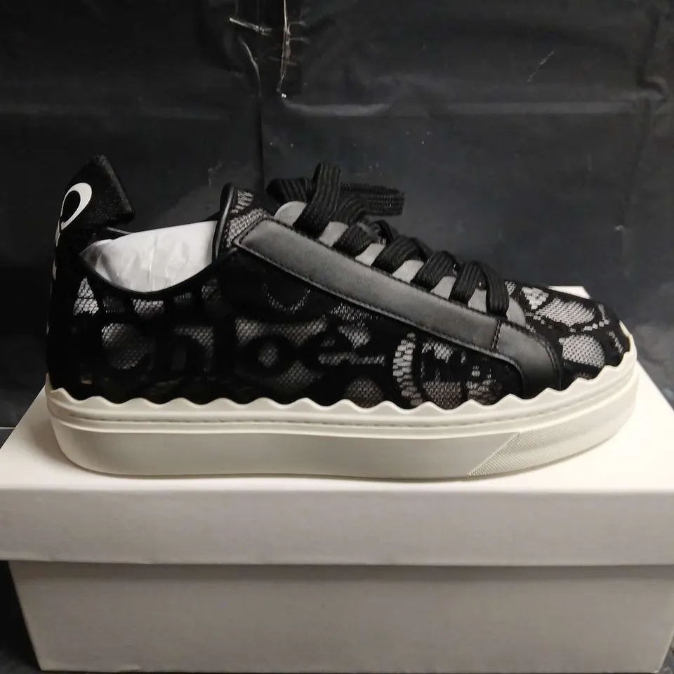 BOXED PAIR OF CHLOÉ LAUREN SNEAKER FLAT – WOMEN'S SNEAKERS, UK SIZE 6 