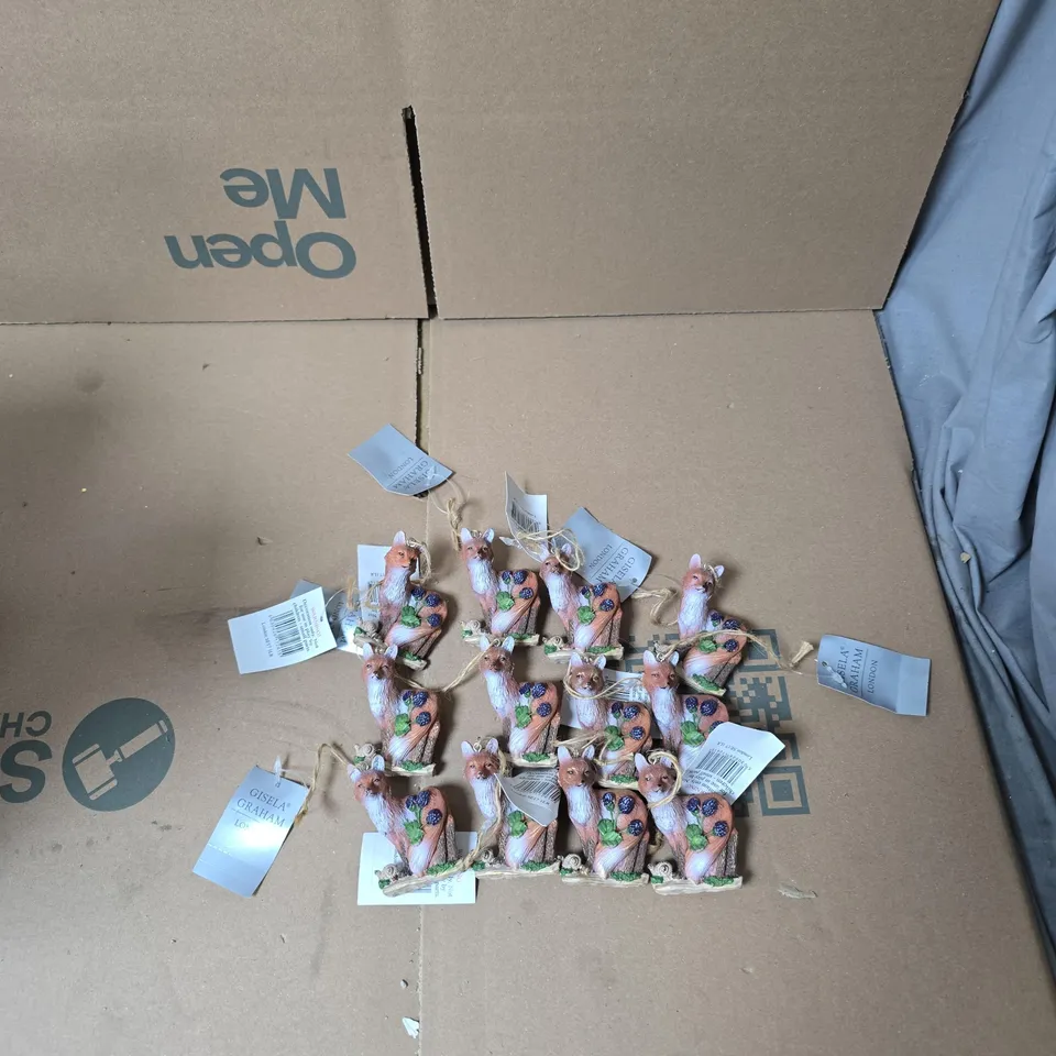 4 BOXES OF ASSORTED GISELA GRAHAM SMALL DECORATIONS 