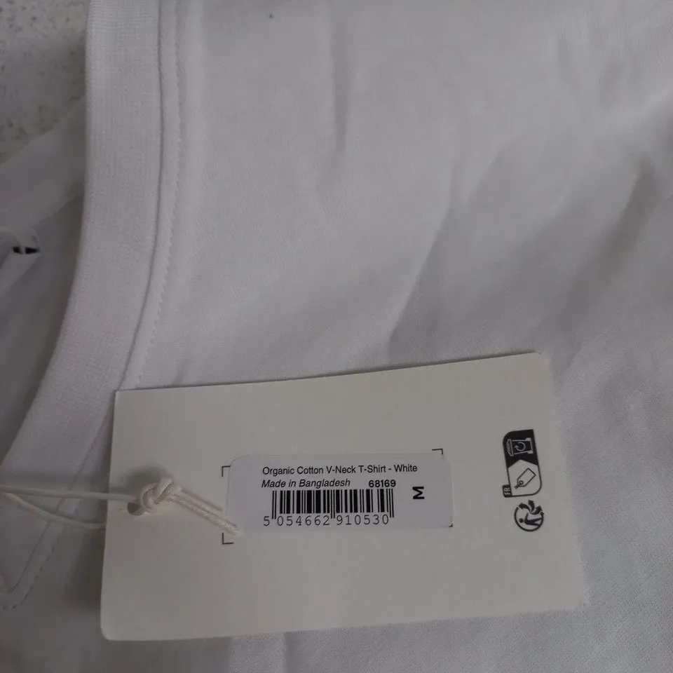 TM LEWIN ORGANIC COTTON V-NECK T-SHIRT – WHITE, UK M