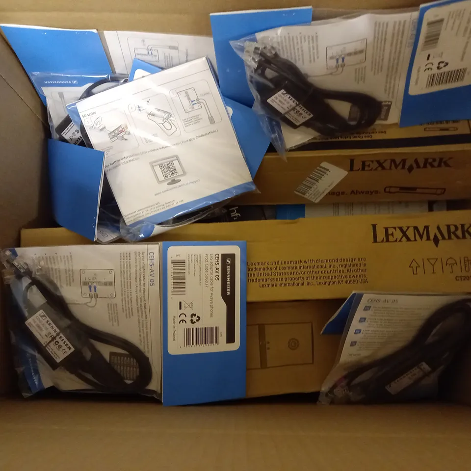 APPROXIMATELY 15 ASSORTED ELECTRICAL ITEMS TO INCLUDE SENNHEISER CEHS-AV 05, CASE IT MINUTE ONE CASE, LEXMARK CT201657, ETC