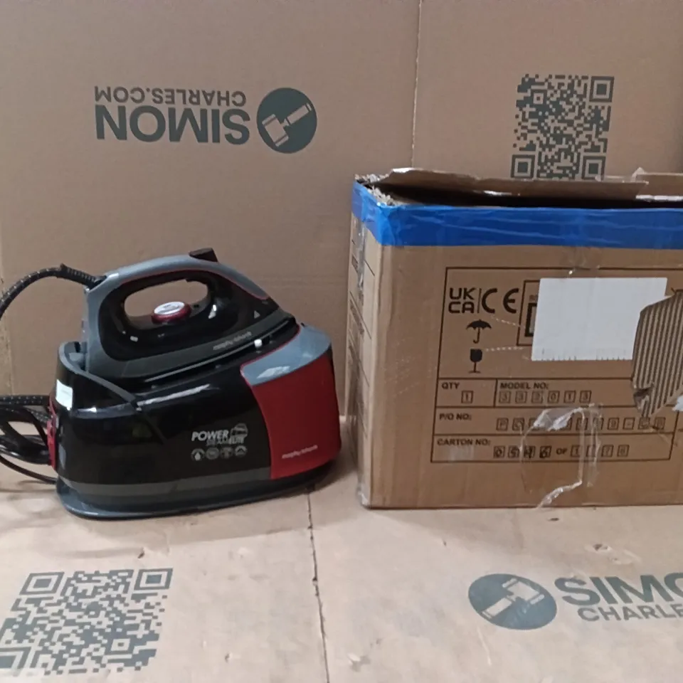BOXED MORPHY RICHARDS POWER STEAME LITE CLOTHES IRON 332013