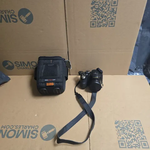 FUJIFILM FINEPIX S-SERIES DIGITAL CAMERA (14MP) WITH STRAP AND CAMERA BAG 
