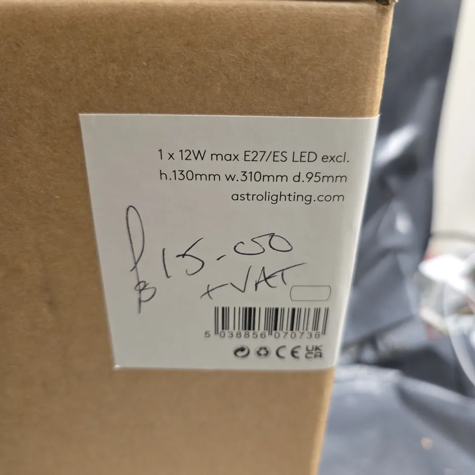 ASTRO MILO CERAMIC WALL LIGHT – 12W LED (E27) MODEL 1299001 - COLLECTION ONLY