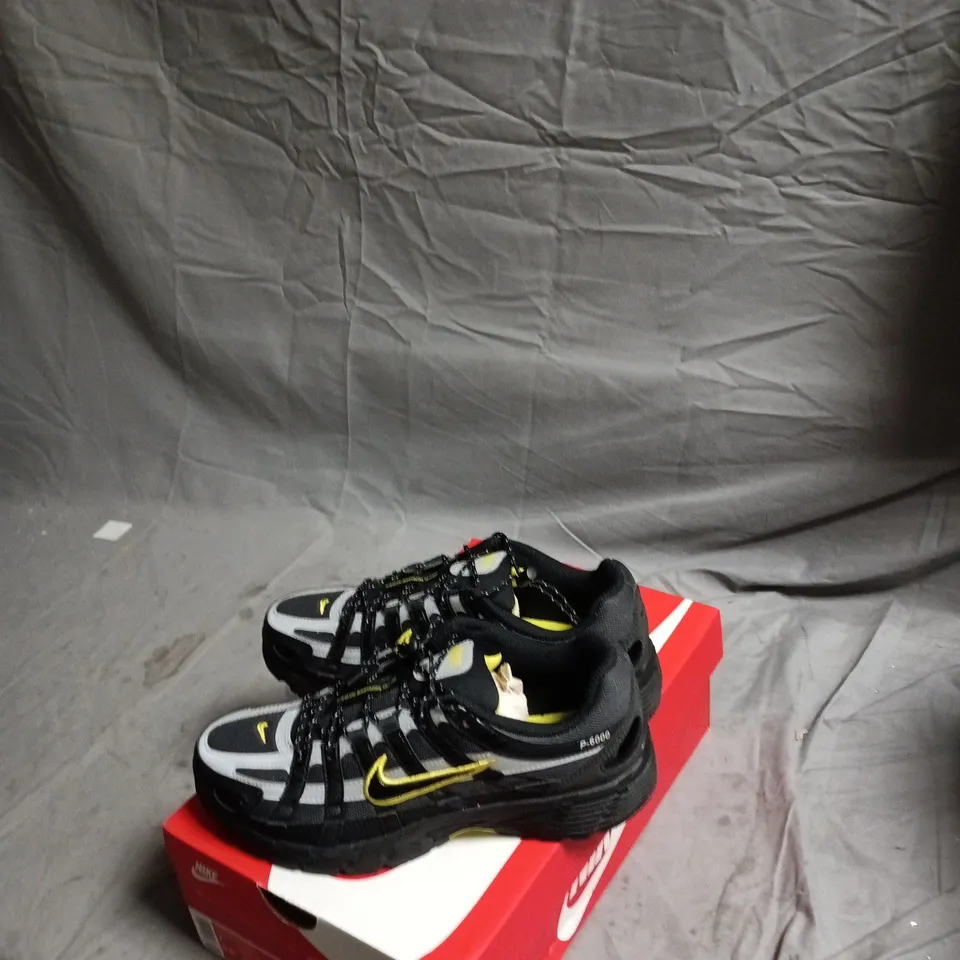 NIKE WMNS P-6000 WOMEN’S SHOES – BLACK/ANTHRACITE WITH VOLT YELLOW, UK 5.5