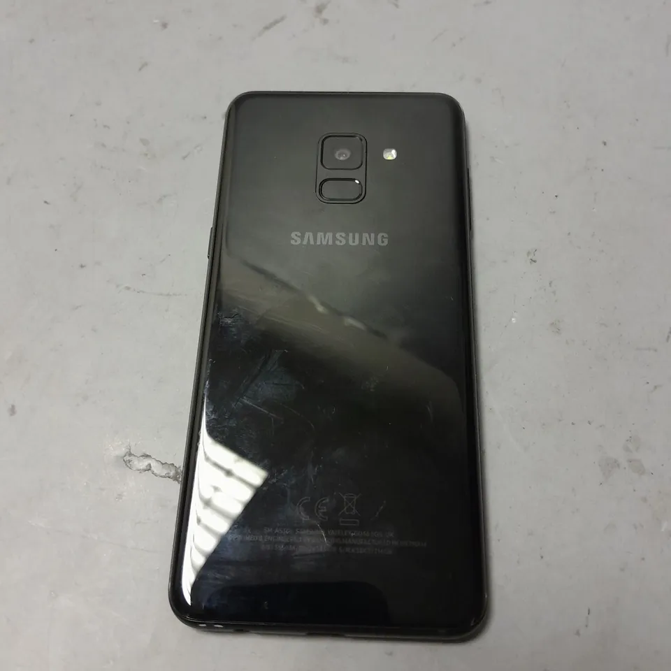SAMSUNG GALAXY A8