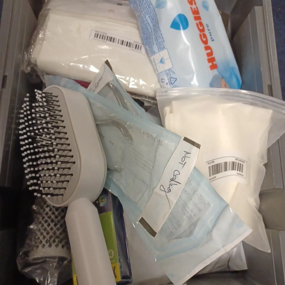 LOT OF APPROXIMATELY 20 COSMETICS ITEMS TO INCLUDE CC CREAM , NIGHT CREAM , CALMING SPRAY , ETC