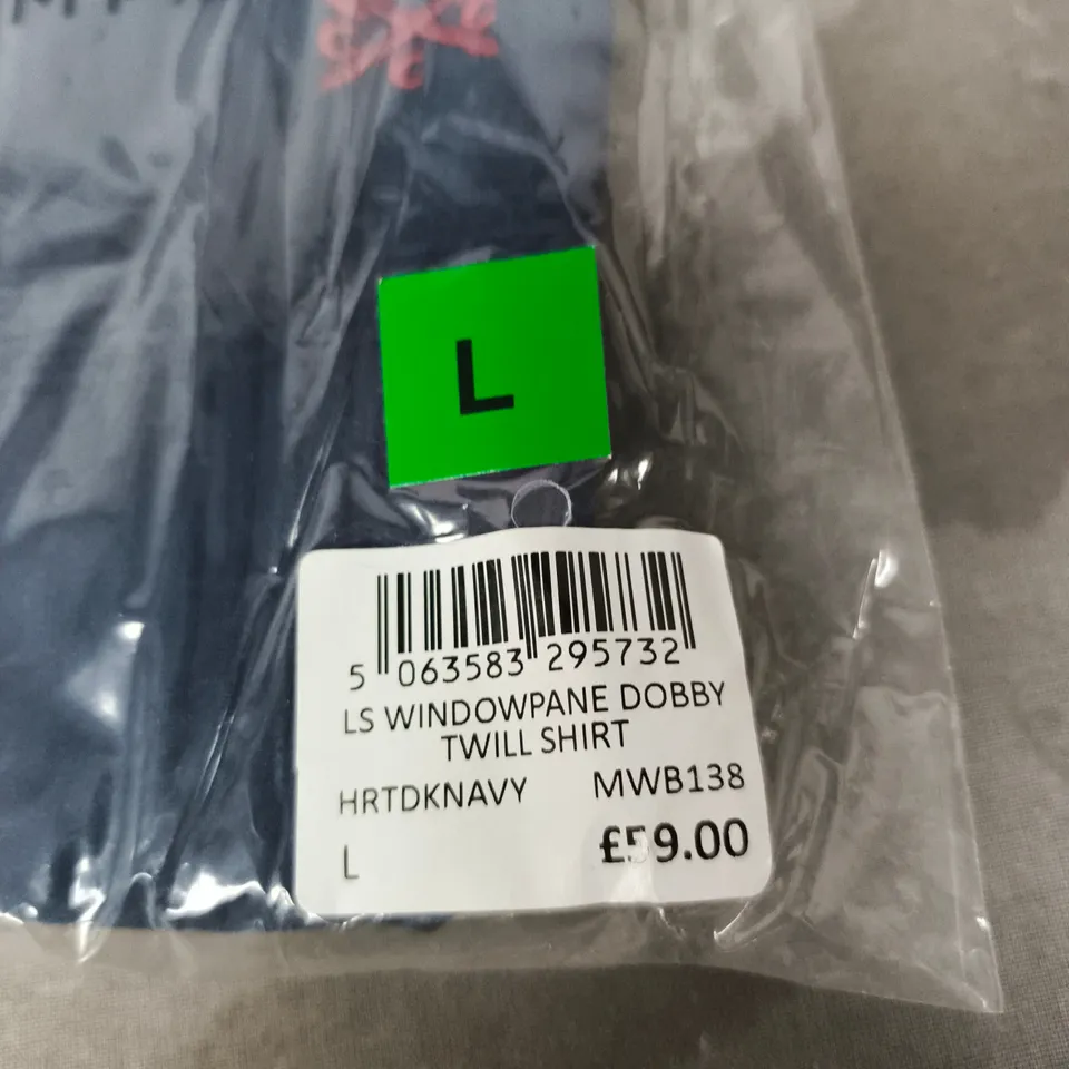 CREW CLOTHING COMPANY NAVY WINDOWPANE DOBBY TWILL SHIRT – LARGE 