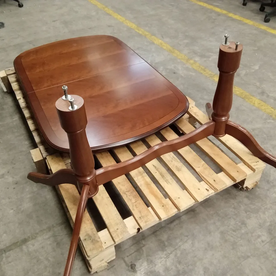 QUALITY DESIGNER EXTENDABLE DINING TABLE