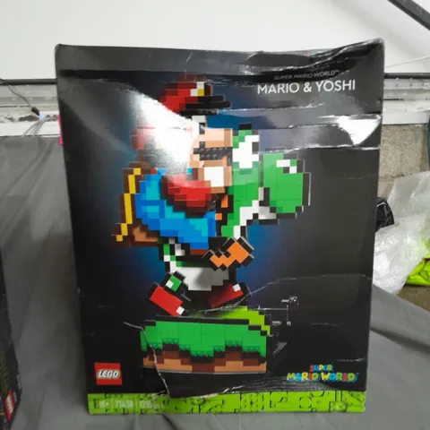 BOXED LEGO SUPER MARIO WORLD MARIO & YOSHI - 71438