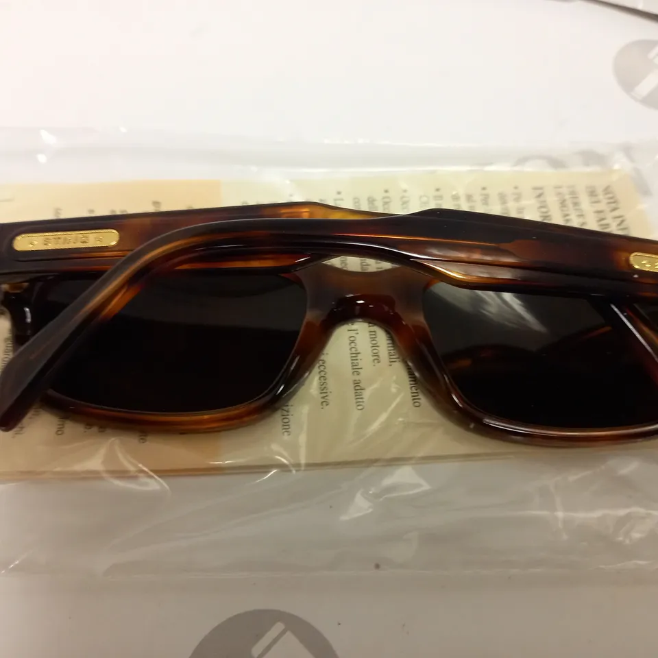 APPROXIMATELY 10 DIERRE STING SUNGLASSES