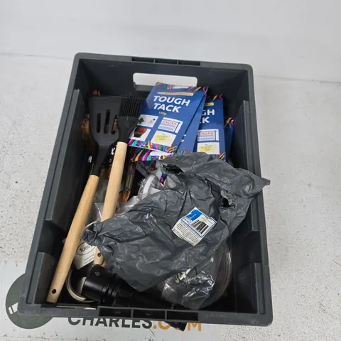 BOX CONTAINING A MIX OF APPROXIMATELY 15 ASSORTED ITEMS INCLUDING DIVING TORCH, METAL PARTS, TOUGH TACK ETC.