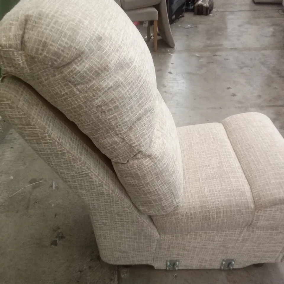 DESIGNER G PLAN MADE MISTRAL CENTRAL SOFA PIECE 