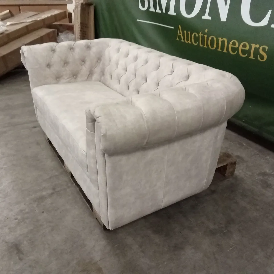 CHESTER CHESTERFIELD LEATHER LOOK 2 SEATER SOFA - PEBBLE RRP £799