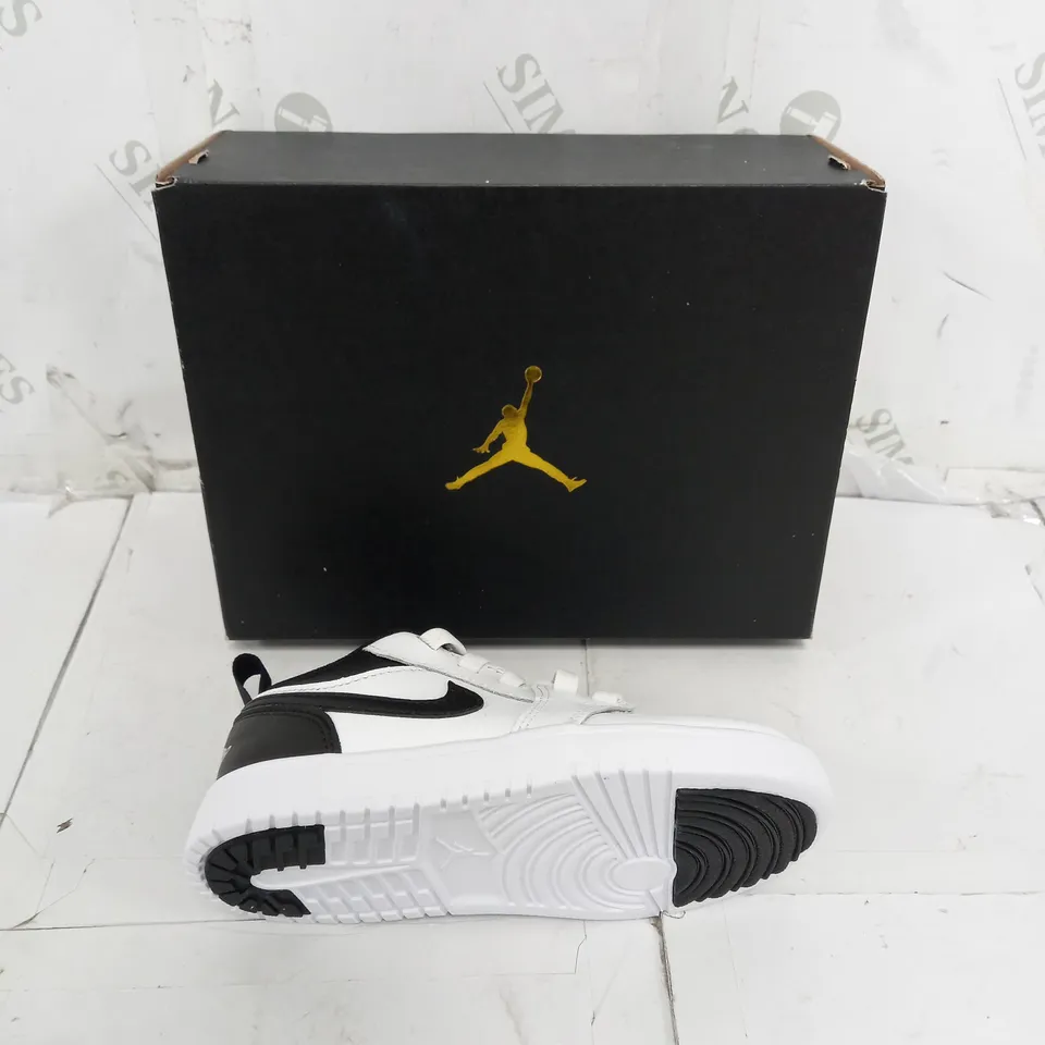 BOXED PAIR OF AIR JORDAN 1 LOW ALT WHITE/BLANC UK 11.5 