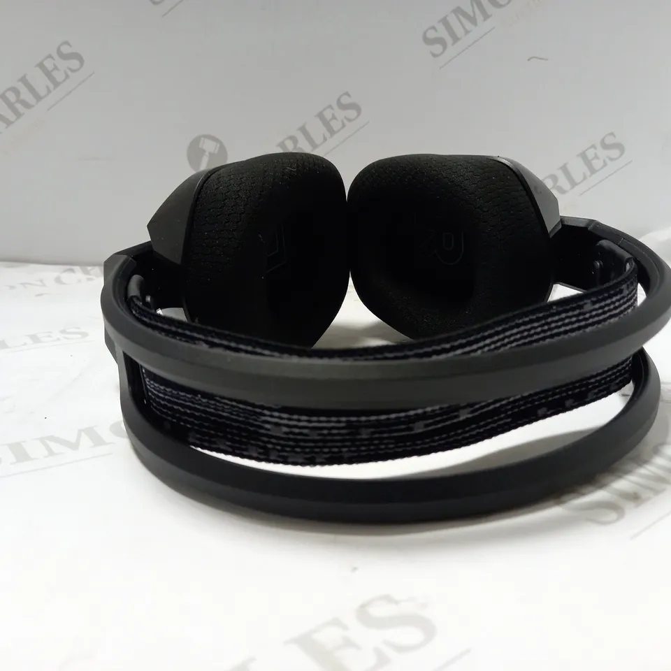 LOGITECH G733 LIGHTSPEED WIRELESS GAMING HEADSET