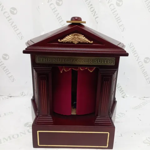 BOXED MR CHRISTMAS MUSICAL NUTCRACKER SUITE SCENE CHANGER