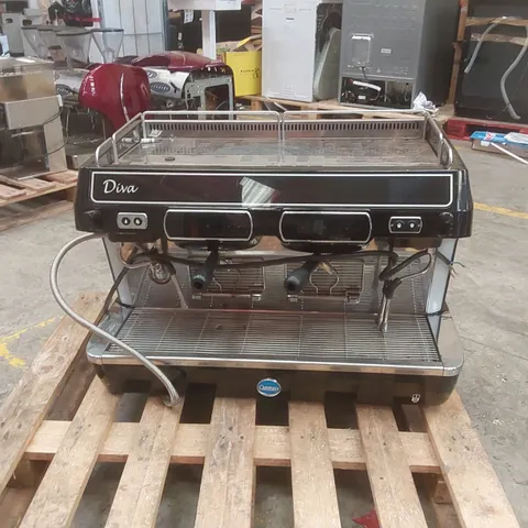 CARIMALI DIVA COMMERCIAL 2 GROUP COFFEE MACHINE