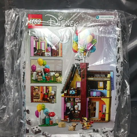 BOXED LEGO DISNEY PIXAR ‘UP’ HOUSE 43217