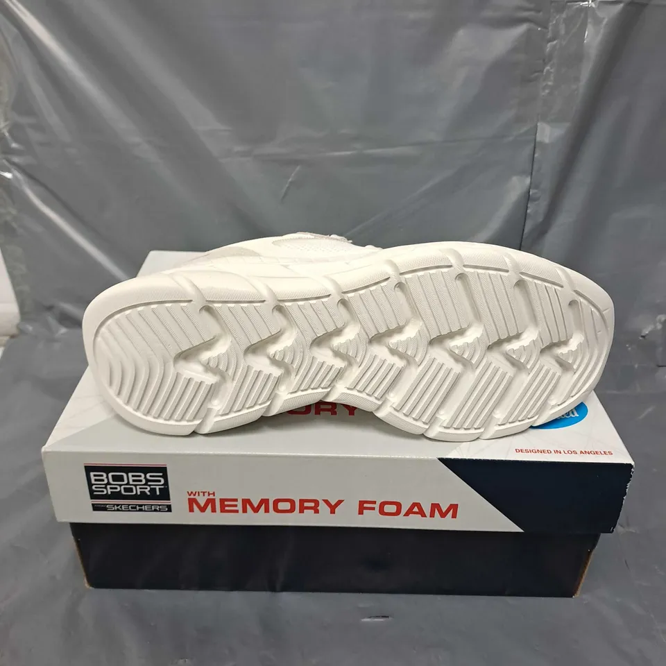SKECHERS BOBS B FLEX TRAINERS IN OFF-WHITE SIZE 5 1/2