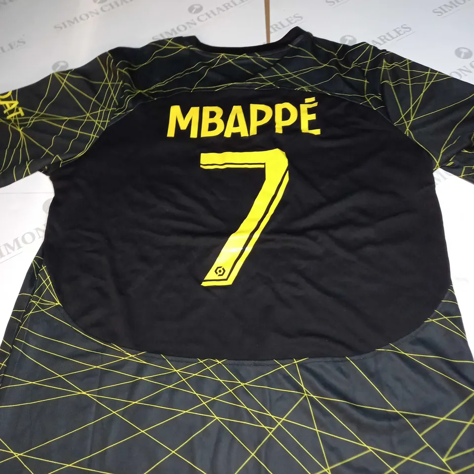 PSG FC AWAY SHIRT WITH MBAPPE 7 ON THE BACK SIZE S