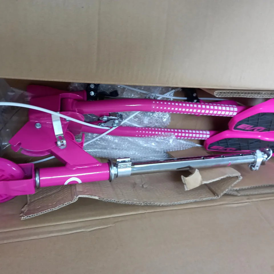 BOXED V-FLEX SCOOTER - PINK  RRP £59.99