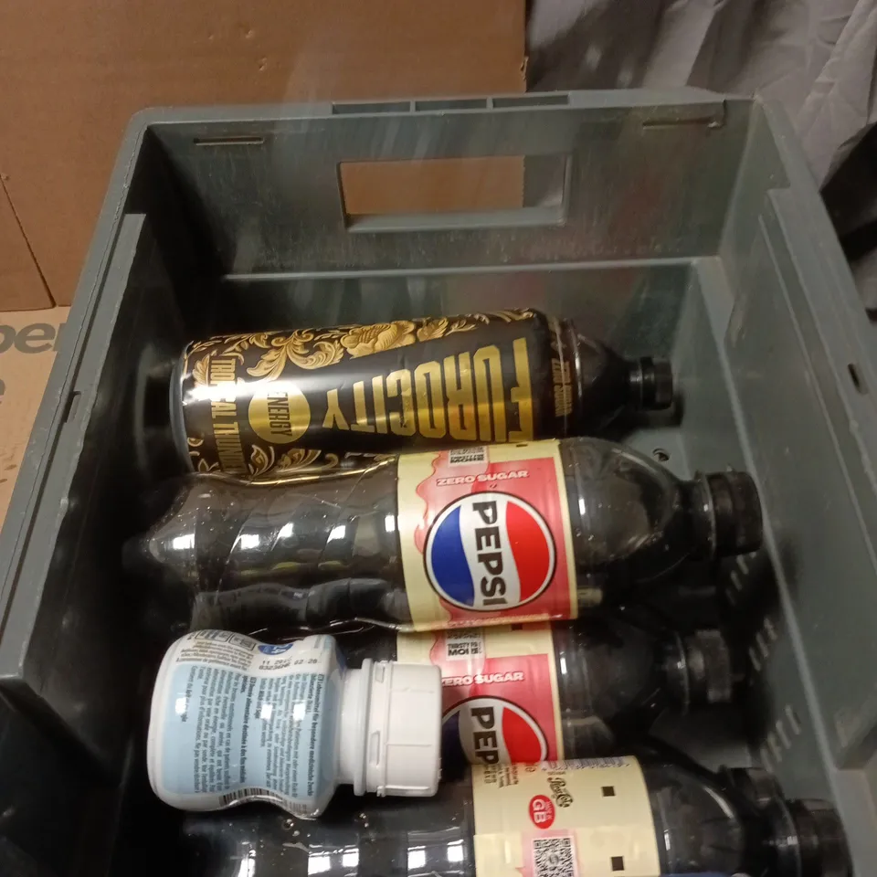 APPROXIMATELY 12 ASSORTED DRINK ITEMS INCLUDING TANGO STRAWBERRY SMASH AND FUROCITY ENERGY DRINK 