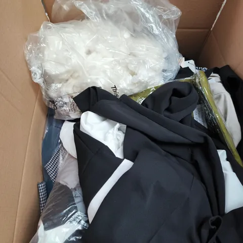LARGE BOX OF APPROXIMATELY 25 ASSORTED CLOTHING ITEMS IN VARIOUS COLOURS, STYLES AND SIZES - COLLECTION ONLY