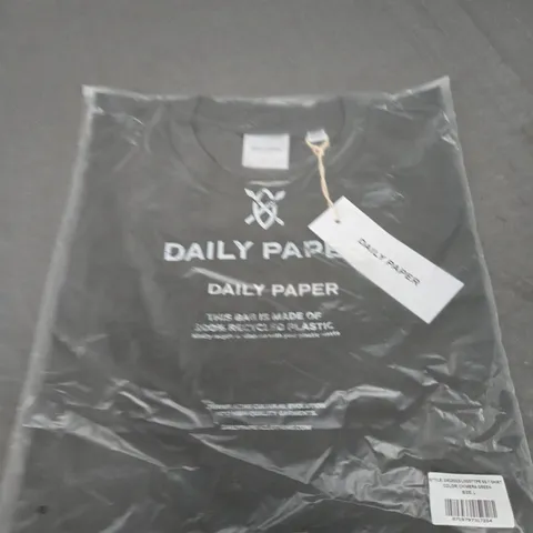 SEALED DAILY PAPER LOGOTYPE SS T-SHIRT - SIZE L