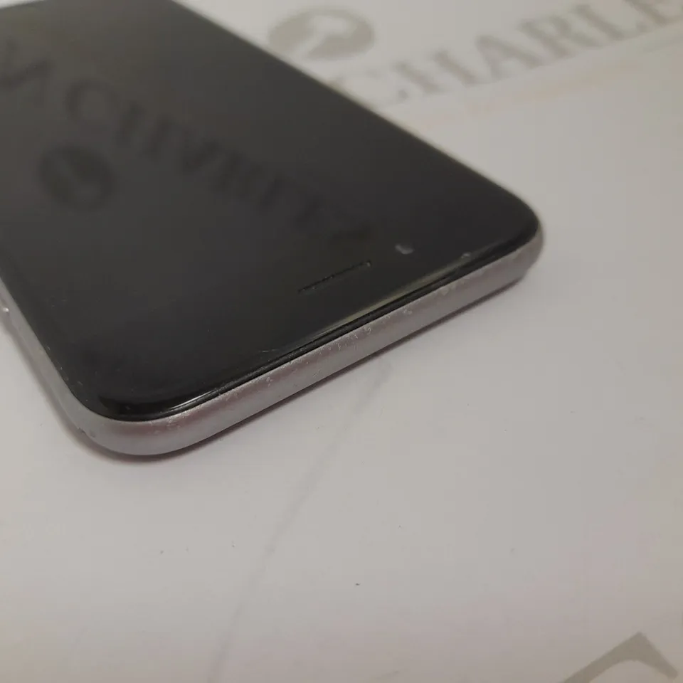 APPLE IPHONE 6 - BLACK/GREY