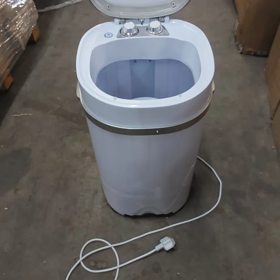 BOXED WHITE WASHING MACHINE 