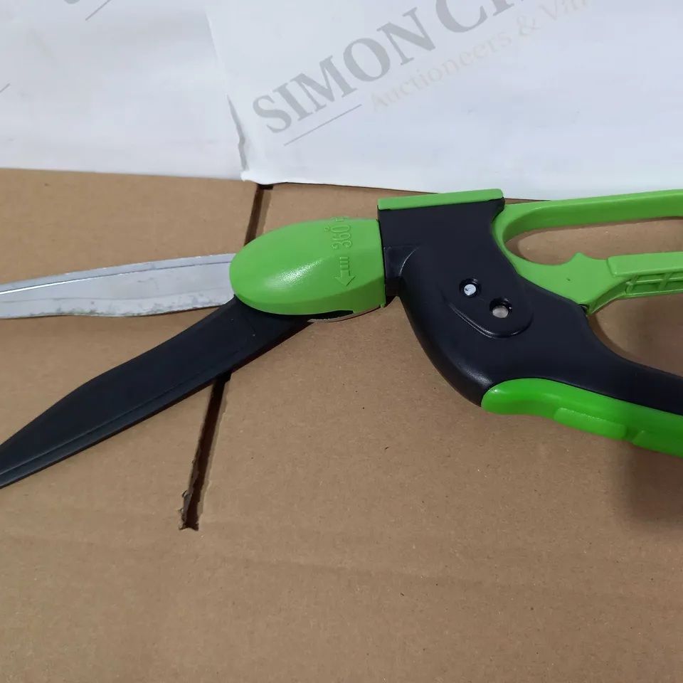 GRUMPY GARDENER ONE HANDED SHEARS
