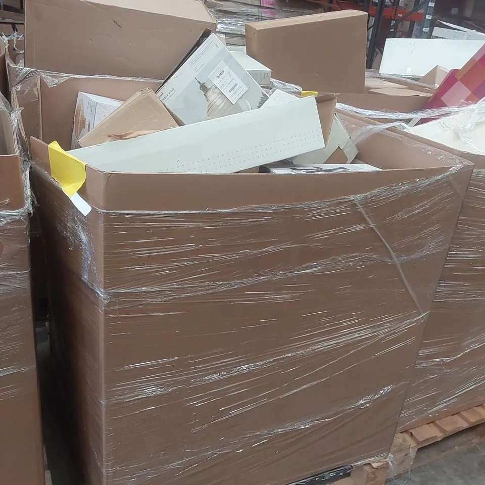 PALLET CONTAINING A VERY LARGE QUANTITY OF ASSORTED DESIGNER LIGHTING PRODUCTS INCLUDING: AMBER WEAVE PENDANT, ERIN SEMI FLUSH CEILING FITTING, KRUZE WALL LIGHT, PERRY BAR CEILING LIGHT ECT