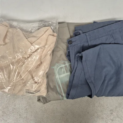 APPROXIMATELY 20 ASSORTED CLOTHING AND FASHION PRODUCTS IN VARIOUS STYLES AND SIZES - COLLECTION ONLY