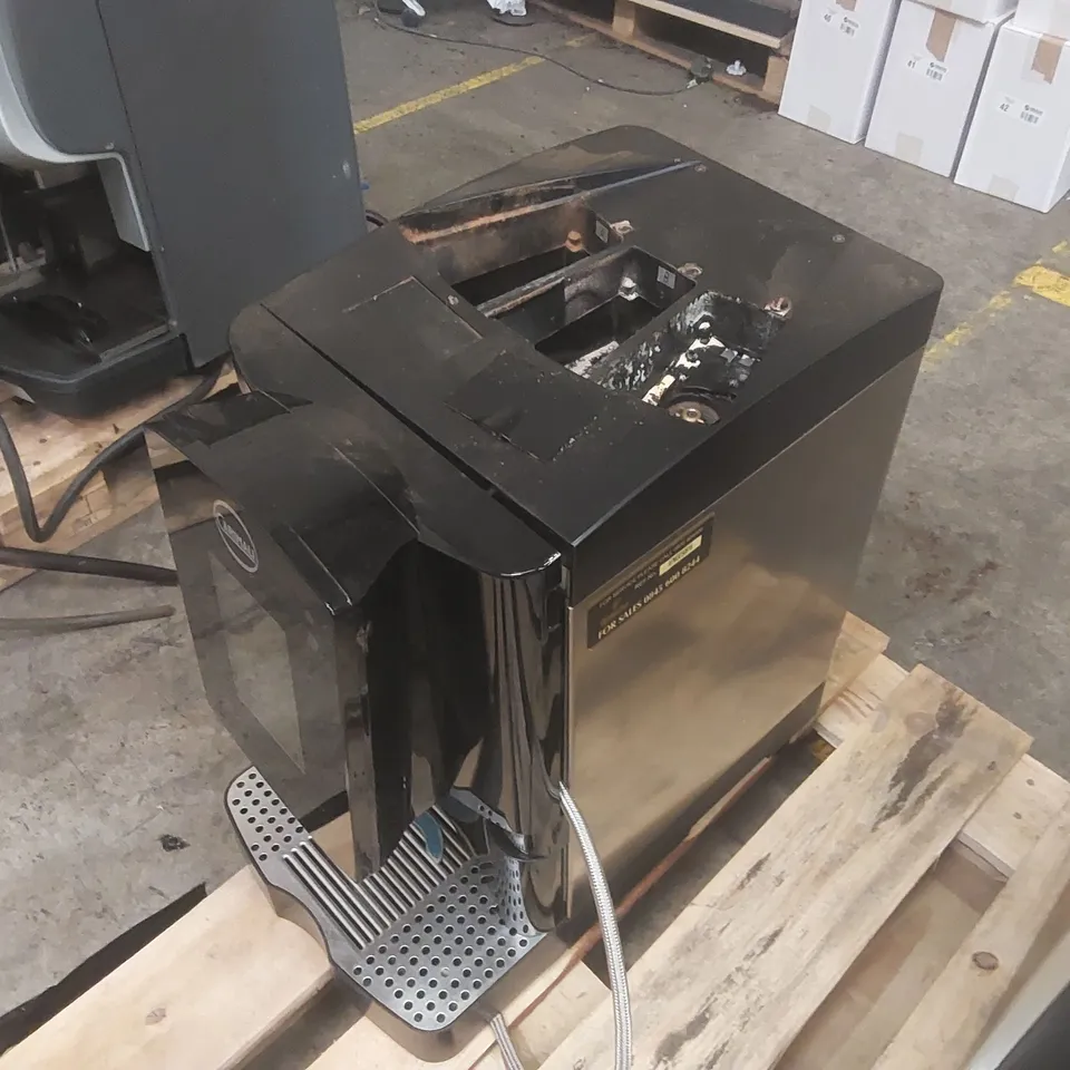 CARIMALI COMMERCIAL BEAN TO CUP COFFEE MACHINE