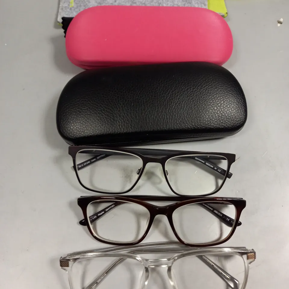 3 X GLASSES TO INCLUDE BLACK, BROWN, CLEAR 
