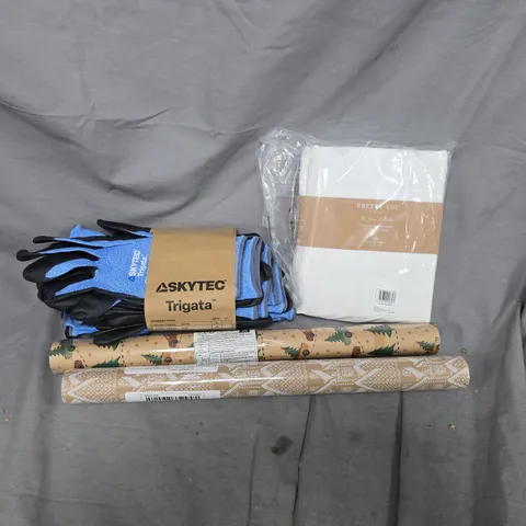 APPROXIMATELY 20 ASSORTED HOUSEHOLD PRODUCTS TO INCLUDE BAMBOO PILLOWCASES, TRIGATA GLOVES, WALLPAPER, ETC - COLLECTION ONLY