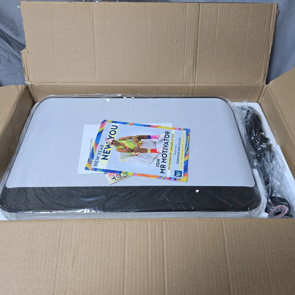 BLISS AND BEYOND VIBRATION PLATE EXERCISE MACHINE BOXED