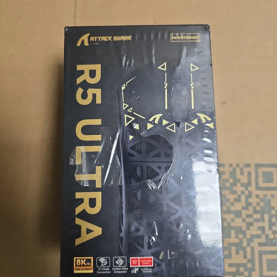 ATTACK SHARK R5 ULTRA WIRELESS GAMING MOUSE – BOXED