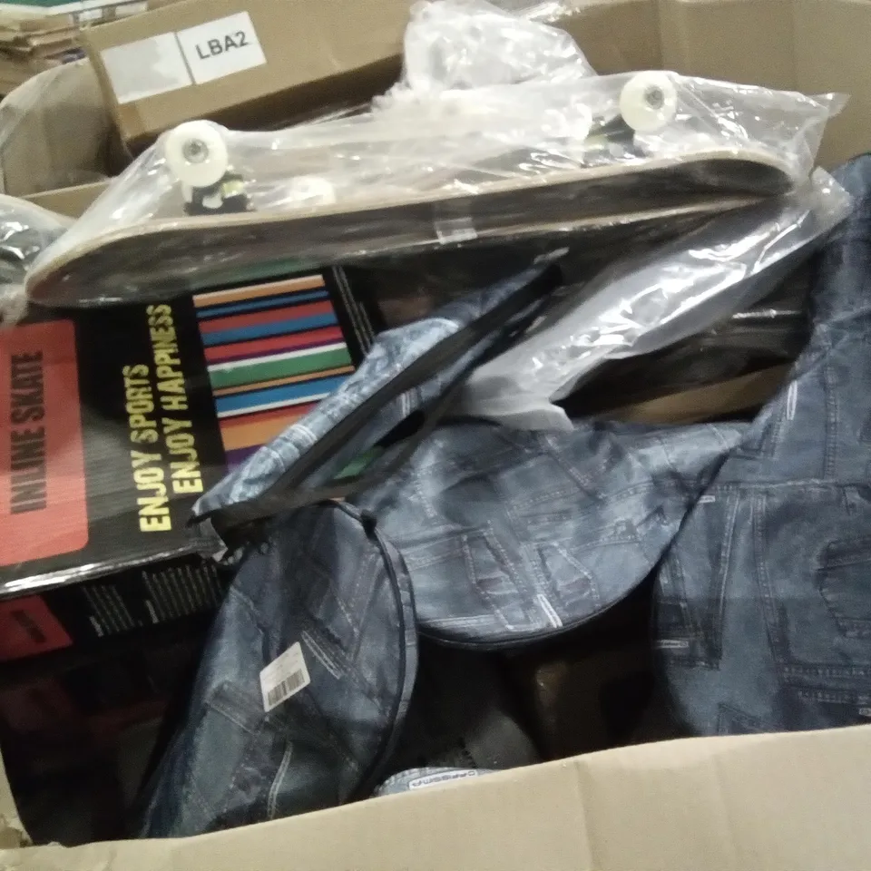 PALLET OF ASSORTED ITEMS INCLUDING YOUTH SKATEBOARD, LEEWADEE SMALL YOGA BOLSTER, BADMINTON RACKETS, BEZRAT GLOBE WHISKEY DECANTER, INLINE SKATES