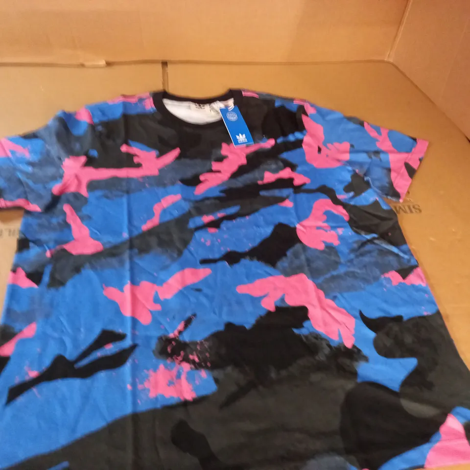 ADIDAS AOP CAMO TEE - UK XL