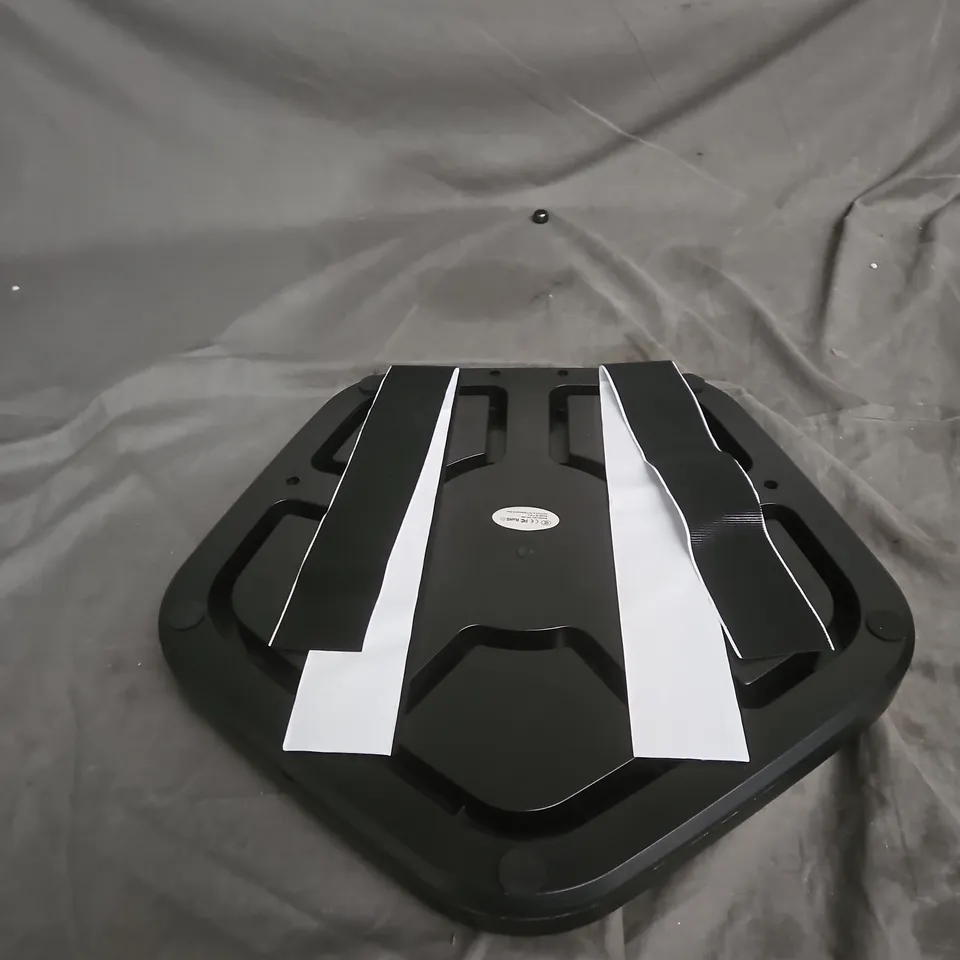 VIBRATION PLATE EXERCISE PLATFORM – BLACK WITH CENTRAL CONTROL PANEL