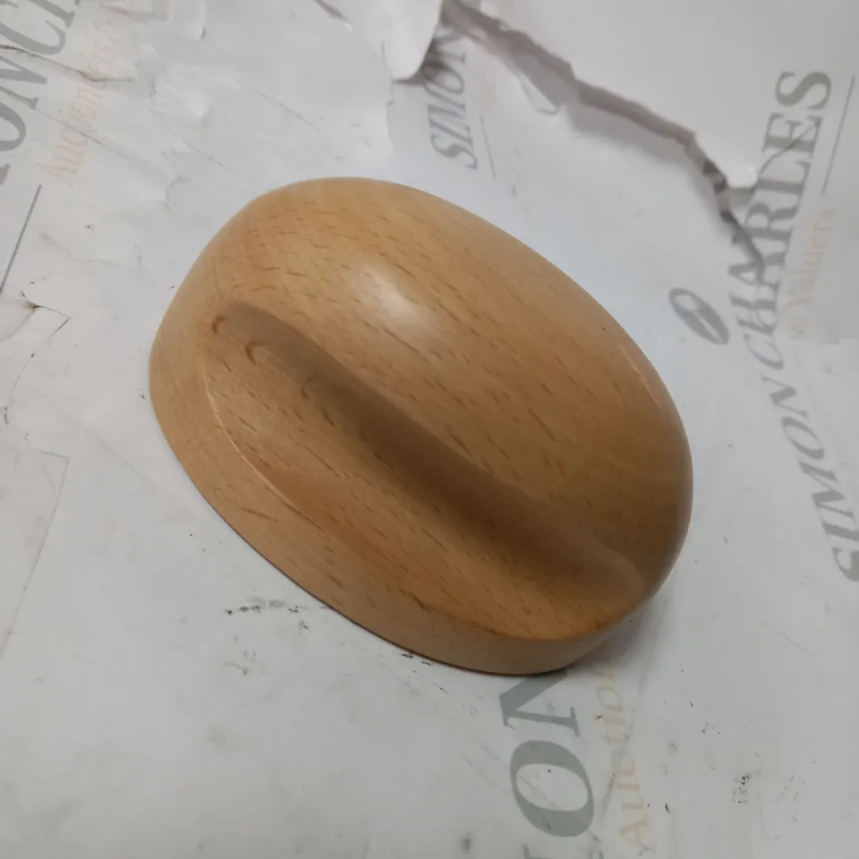 PEBBLE BLADELESS CRYSTAL HAIR REMOVER