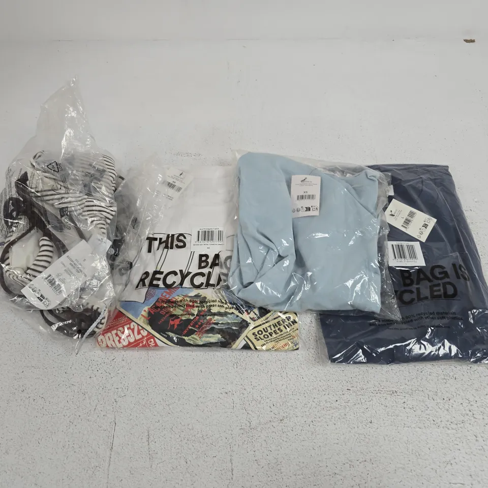 APPROXIMATELY 15 ASSORTED CLOTHING ITEMS IN VARIOUS SIZES, COLOURS & STYLES TO INCLUDE EVERYDAY FIT T-SHIRT, BOXY FIT GRAPHIC TEE, SCOOP NECK HALTER BIKINI TOP, ETC