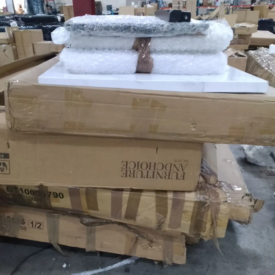 PALLET OF ASSORTED FURNITURE PARTS 