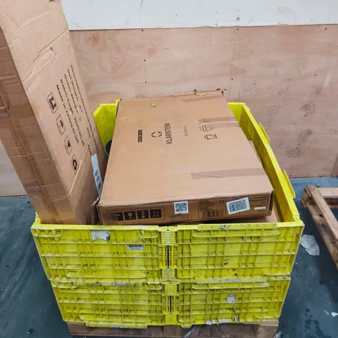 PALLET OF APPROXIMATELY 10 ASSORTED DAMAGED ITEMS TO INCLUDE STANDING MIRROR, INDUCTION HOB, ETC
